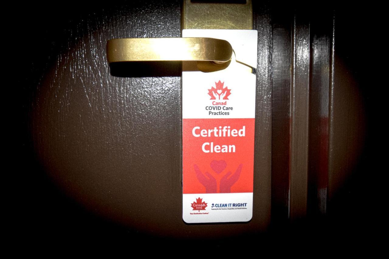 Canad Inns Destination Centre Transcona Уинипег Екстериор снимка