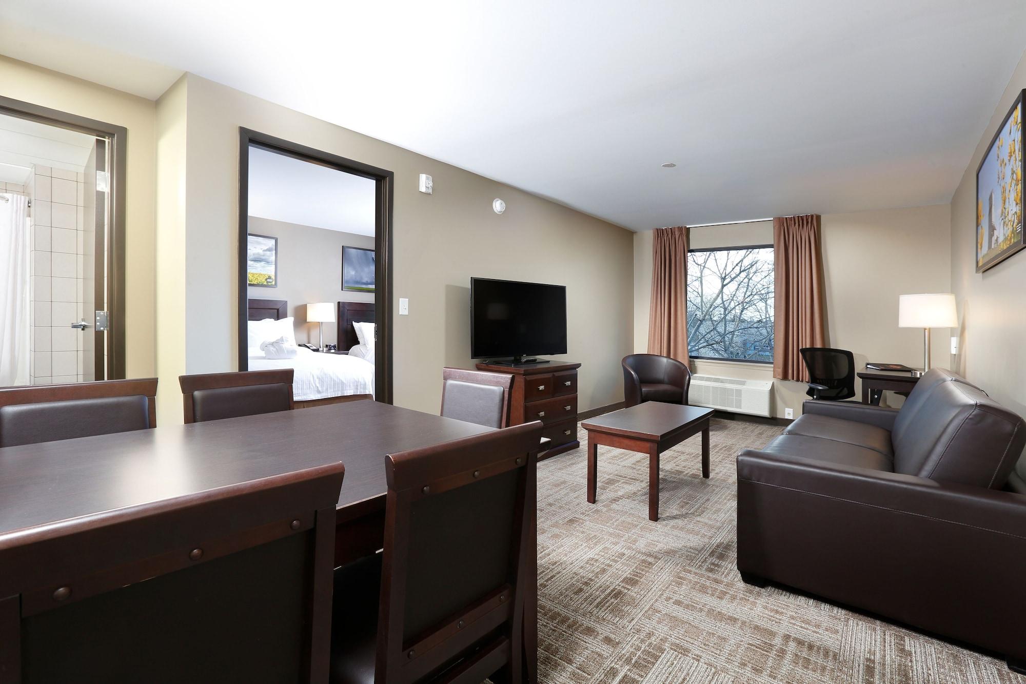Canad Inns Destination Centre Transcona Уинипег Екстериор снимка