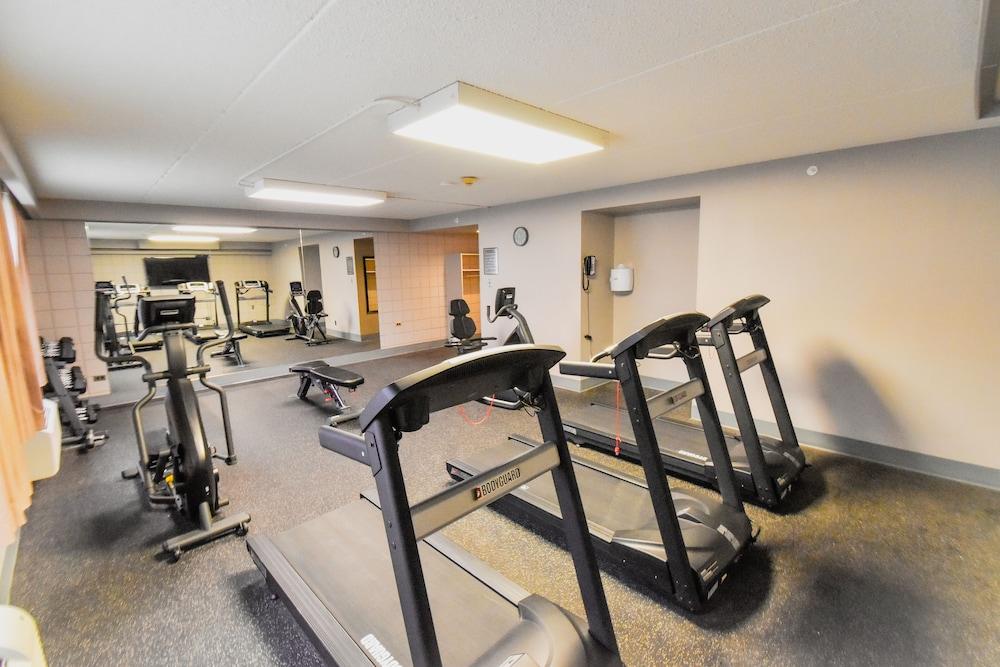 Canad Inns Destination Centre Transcona Уинипег Екстериор снимка