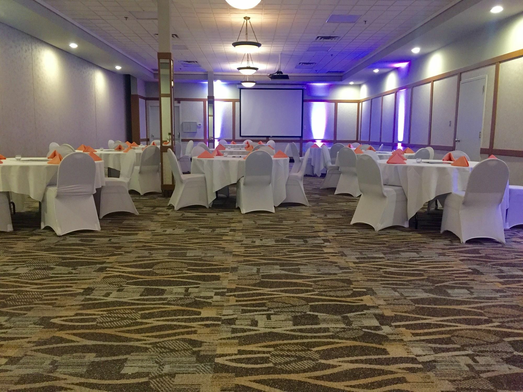 Canad Inns Destination Centre Transcona Уинипег Екстериор снимка